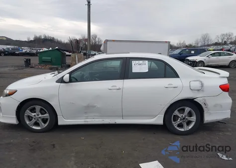 2012 Toyota Corolla S из США, поврежденный, VIN 2T1BU4EE4CC886326